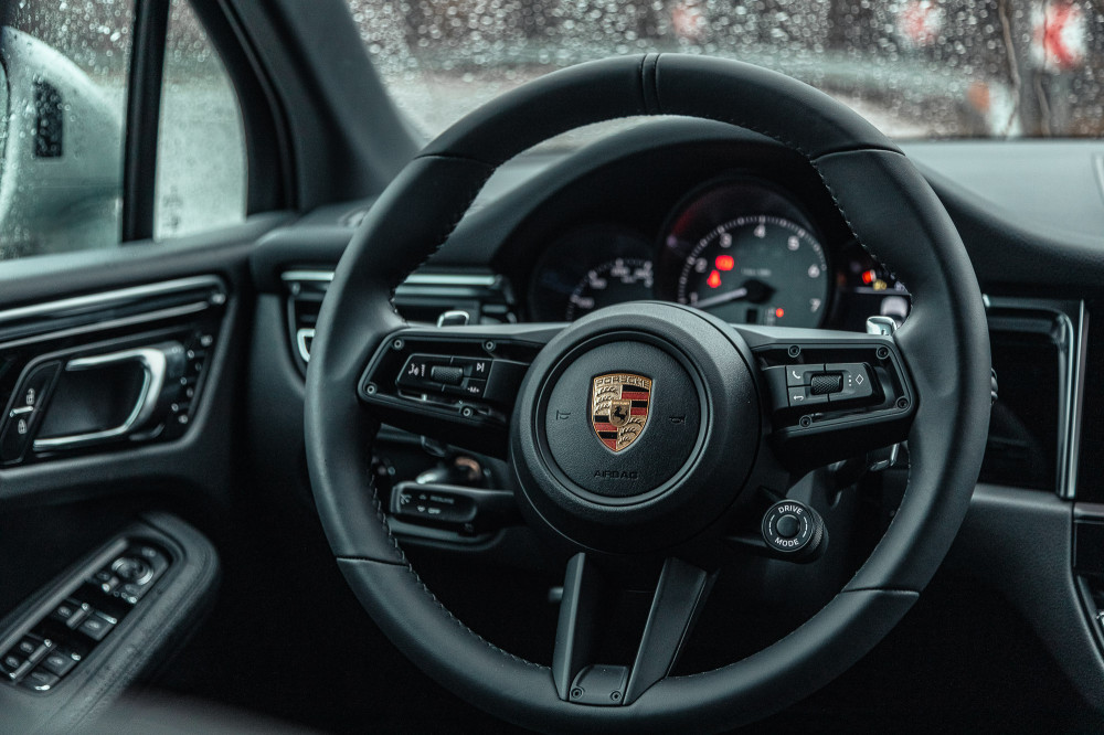 2024 Porsche Macan S